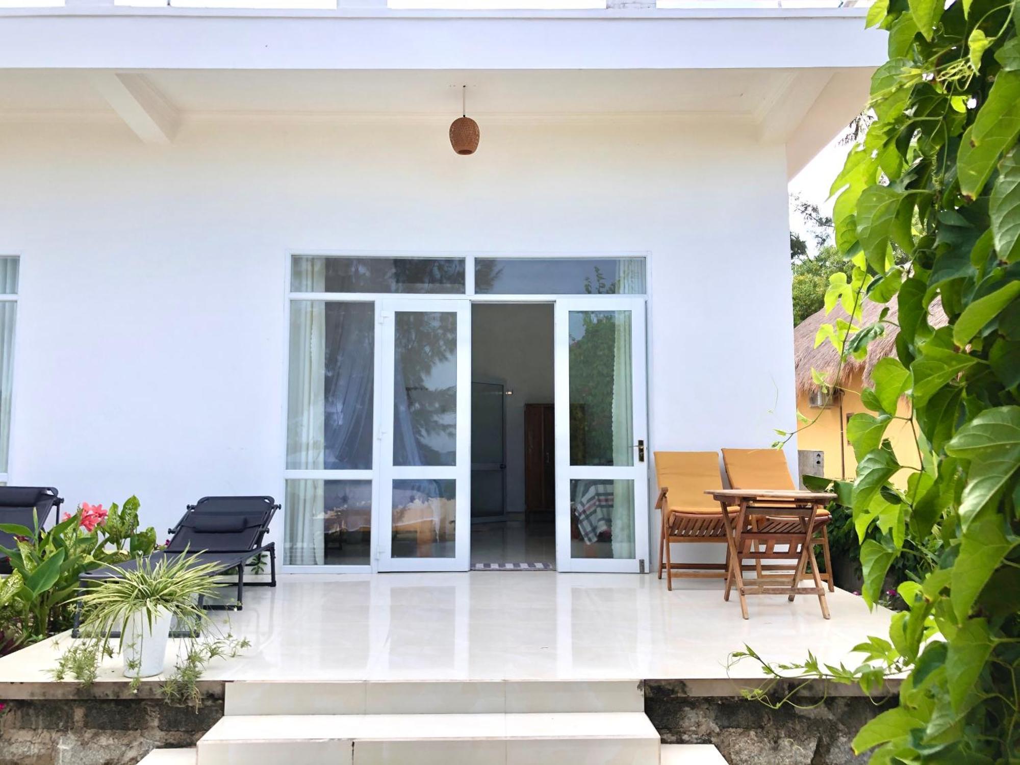 Robinson Beach Bungalow Vinh Hoa Exterior photo
