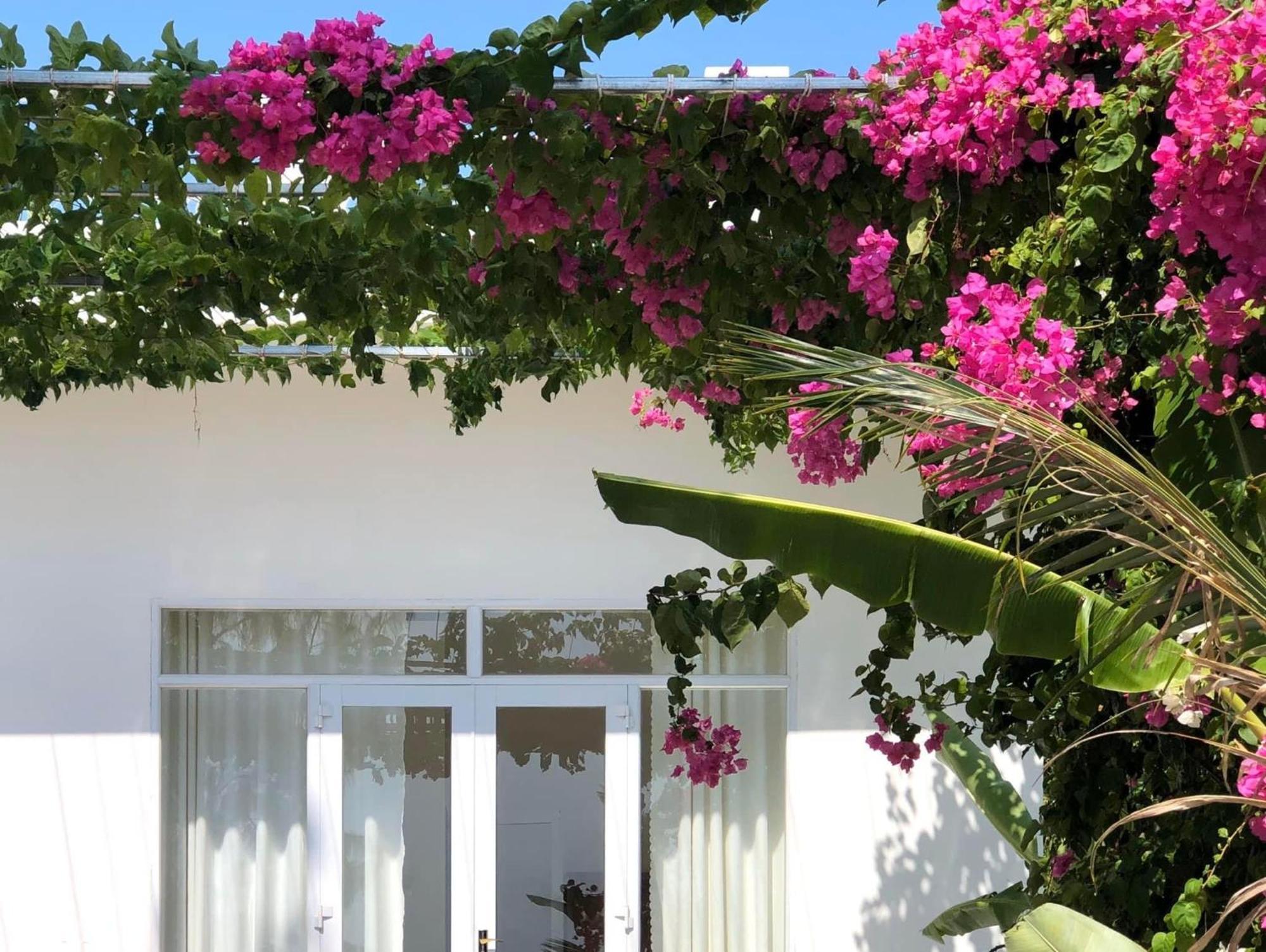 Robinson Beach Bungalow Vinh Hoa Exterior photo